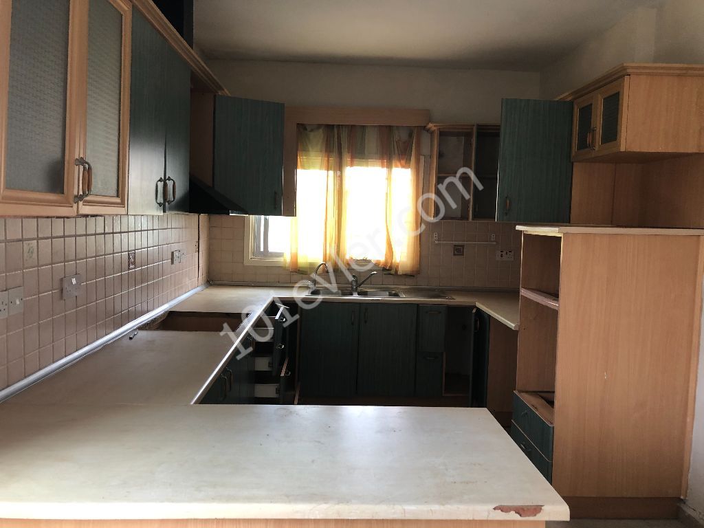 Detached House To Rent in Karakum, Kyrenia