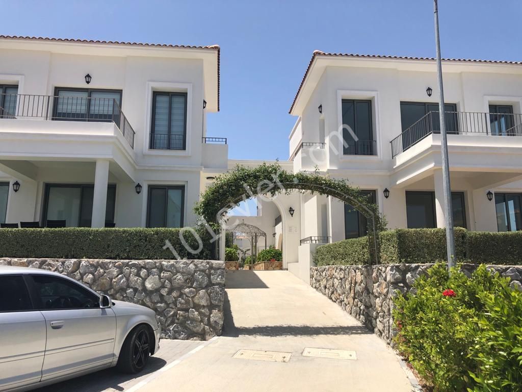 Flat For Sale in Alsancak, Kyrenia