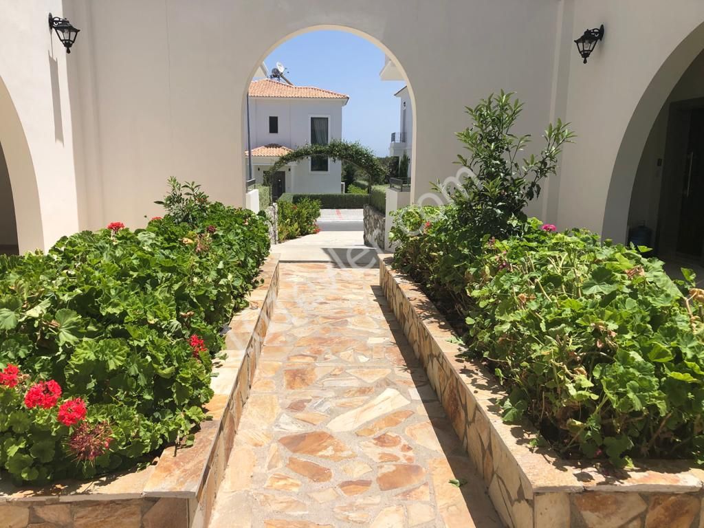 Flat For Sale in Alsancak, Kyrenia