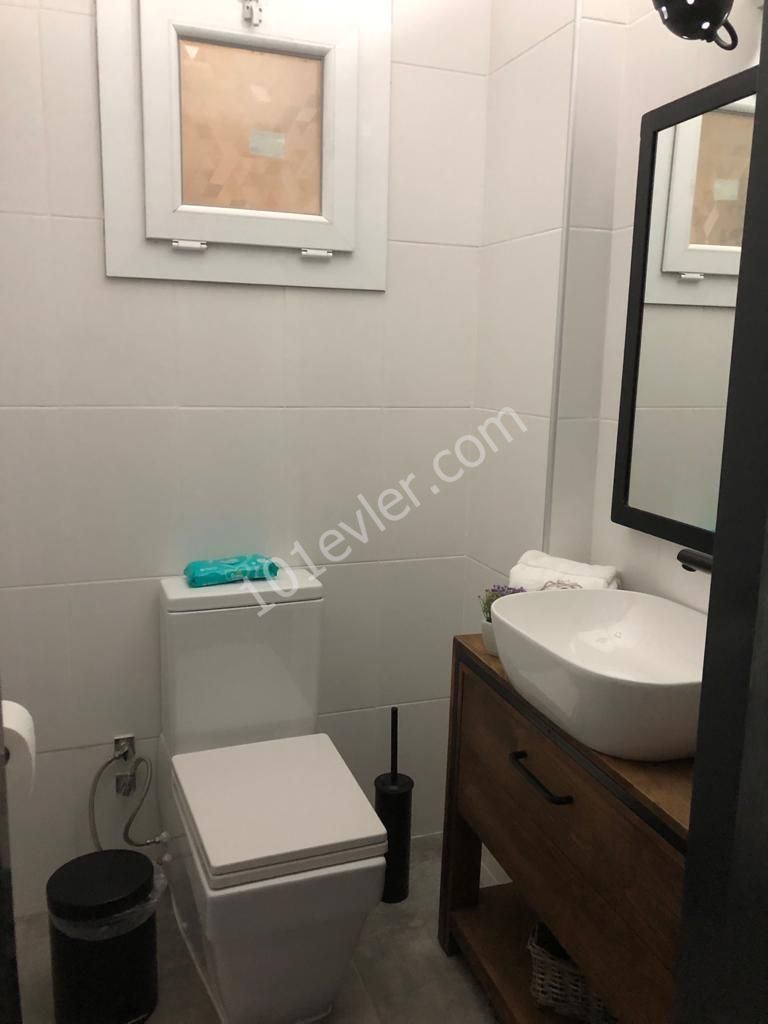 Flat To Rent in Karaoğlanoğlu, Kyrenia