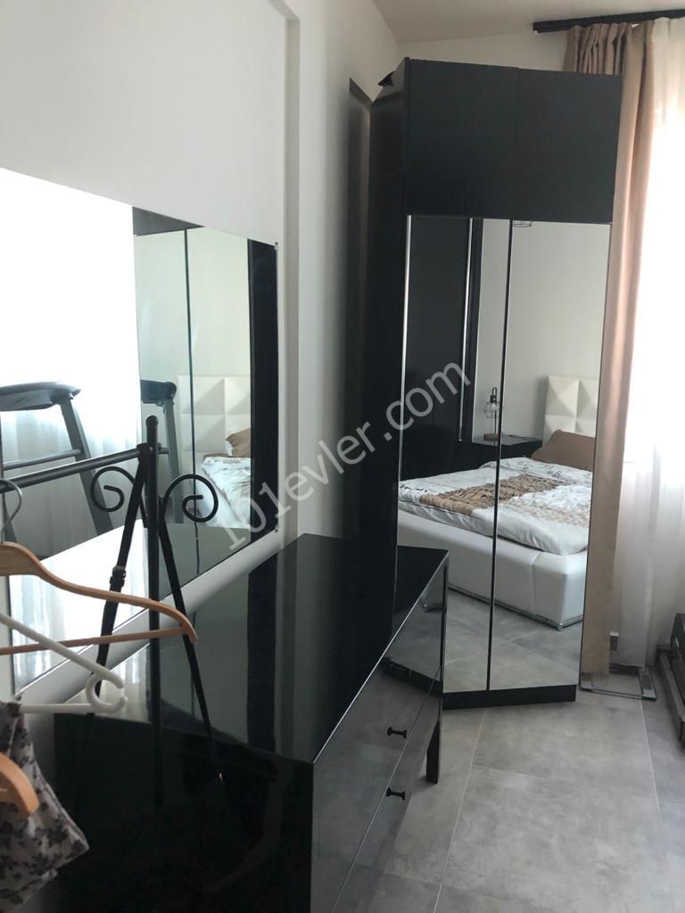 Flat To Rent in Karaoğlanoğlu, Kyrenia