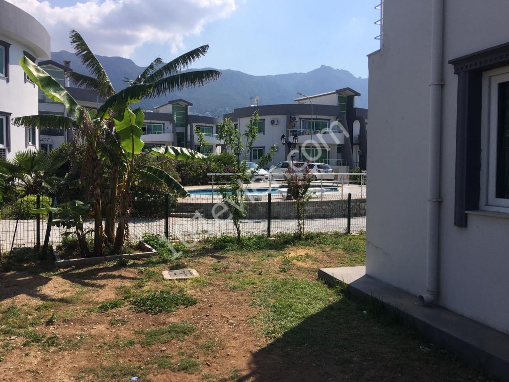 Flat To Rent in Karaoğlanoğlu, Kyrenia