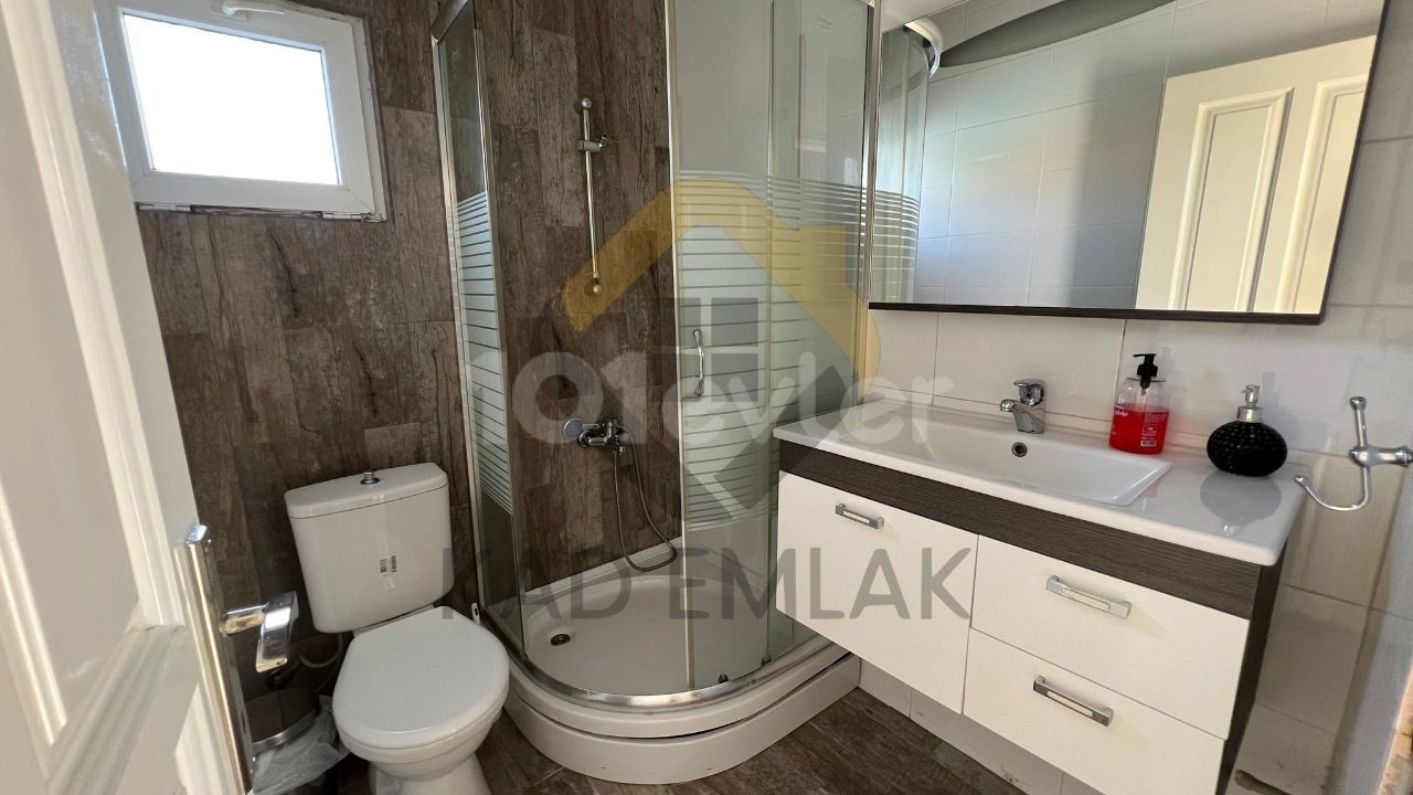 Girne Edremit Bölgesinde Ful Eşyalı Satılık Villa