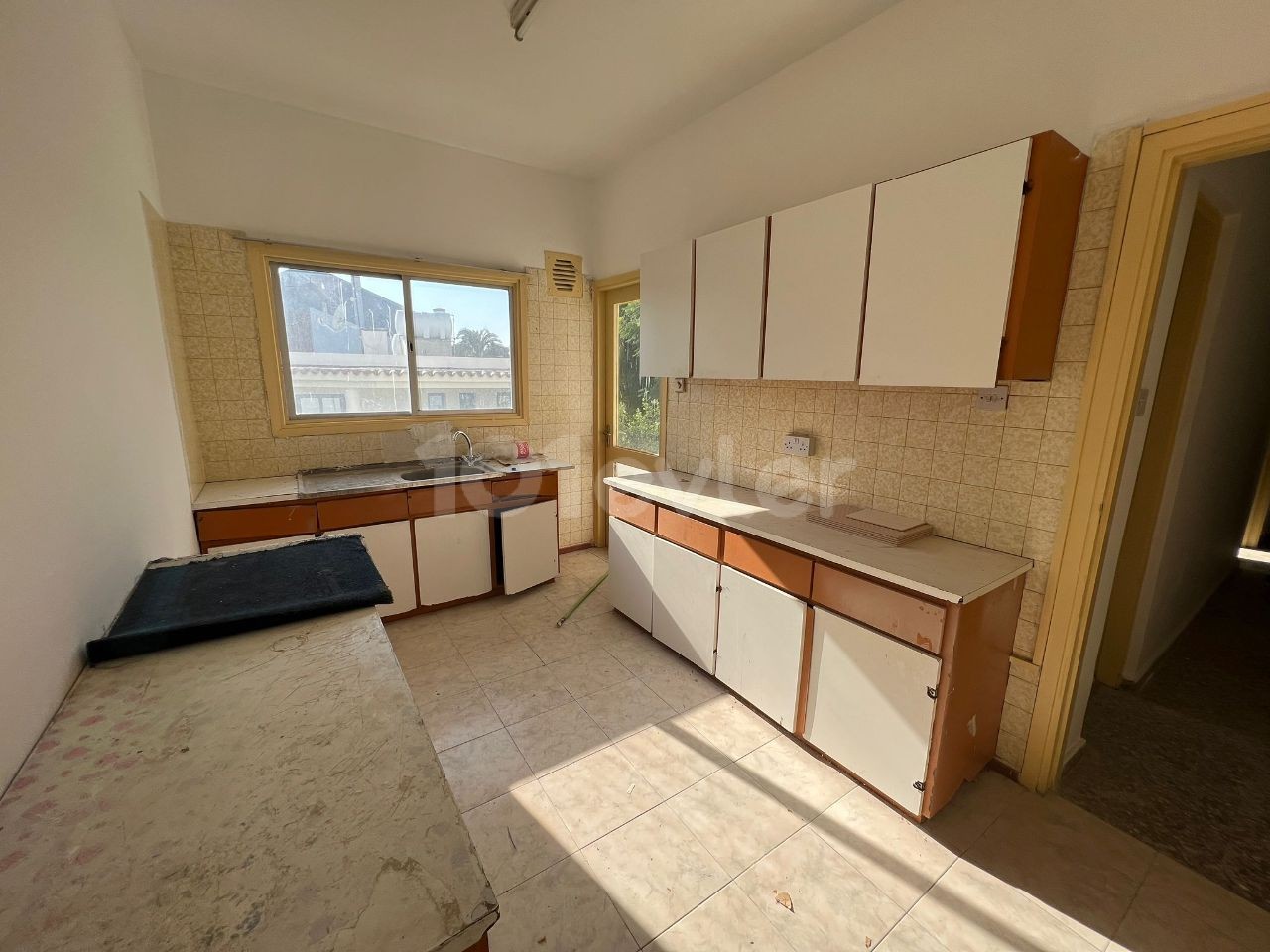 Flat For Sale in Kumsal, Nicosia