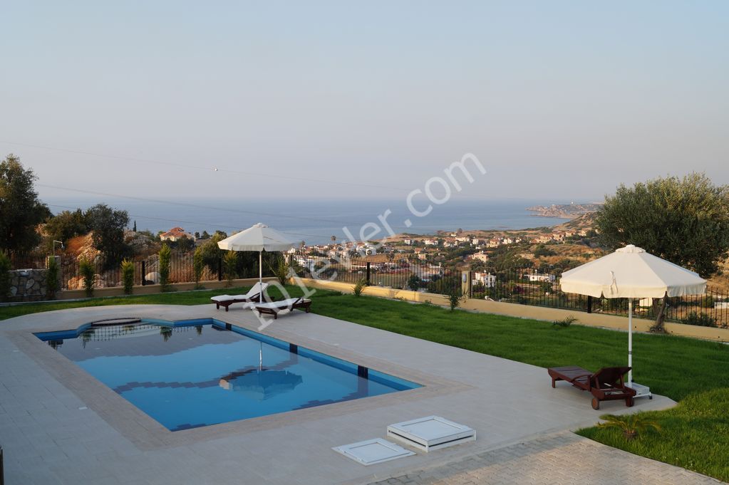 VILLA CARETTA *NEW* 4-bed luxury villa with unrivalled mountain & beach views, PEACEFULNESS!!