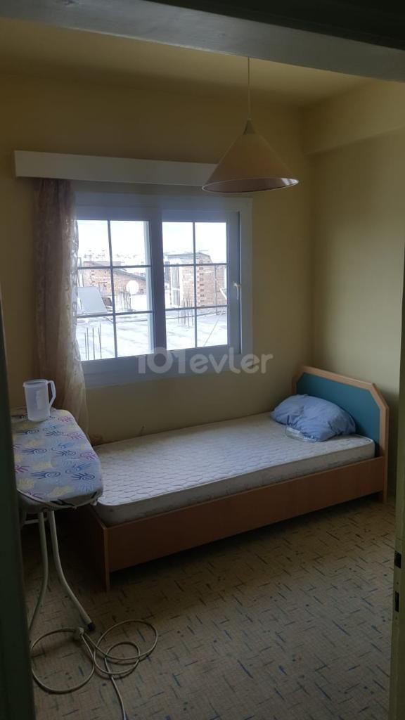 GÜZELYURT YOLUNA YAKIN TÜRK TAPULU 3+1 DAİRE