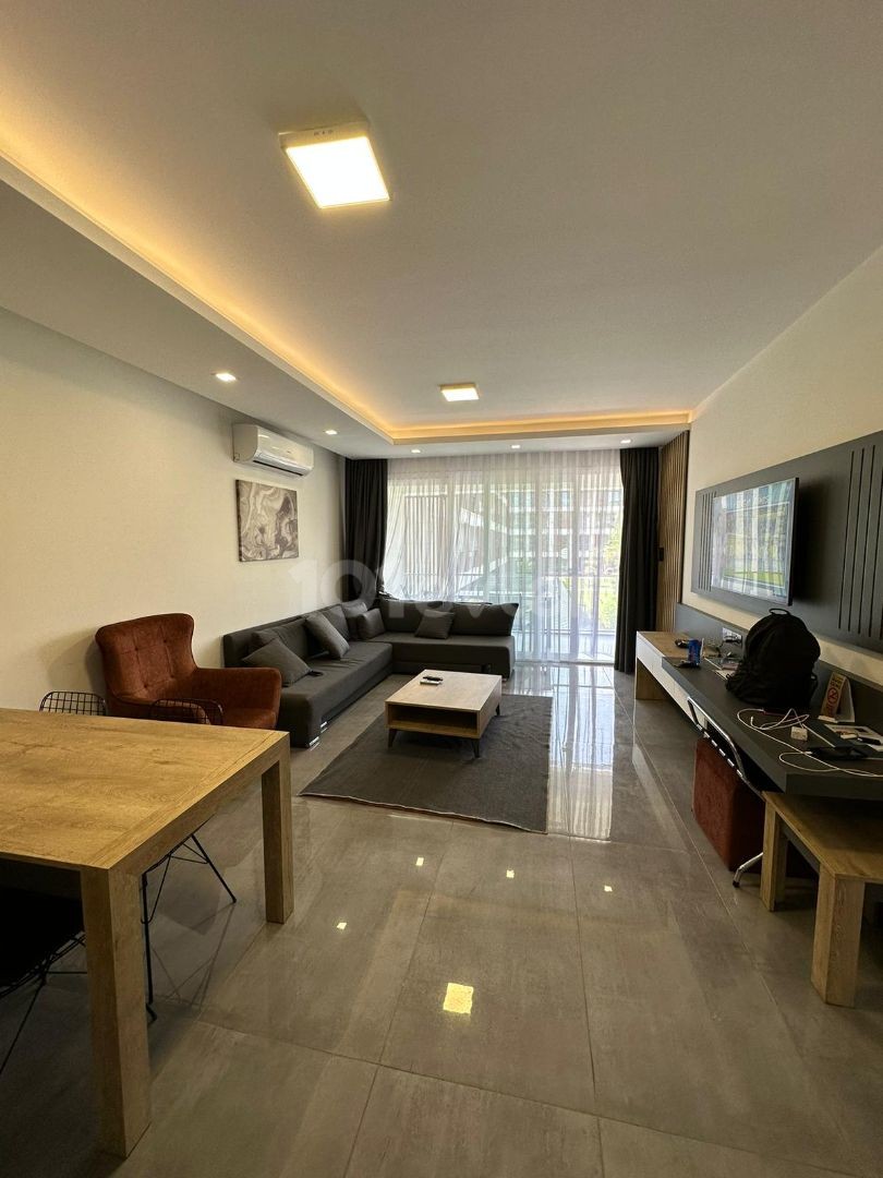 İskele, Long beach / Cortyard 1+1 flat for RENT