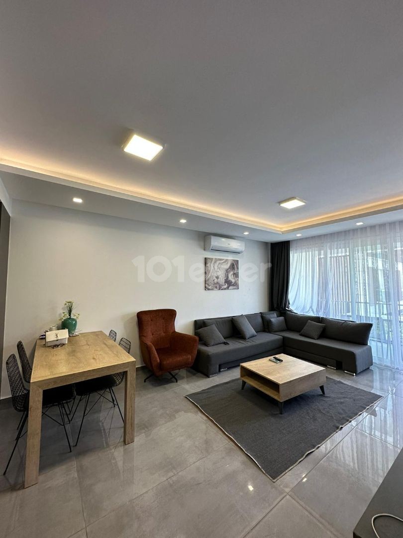 İskele, Long beach / Cortyard 1+1 flat for RENT