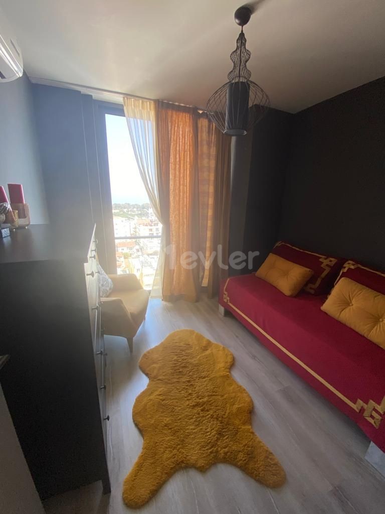 Famagusta, Uptown Park / 10. Etage 2+1 Wohnung zu verkaufen