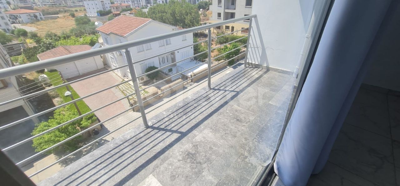 Studio Flat To Rent in Küçük Kaymaklı, Nicosia