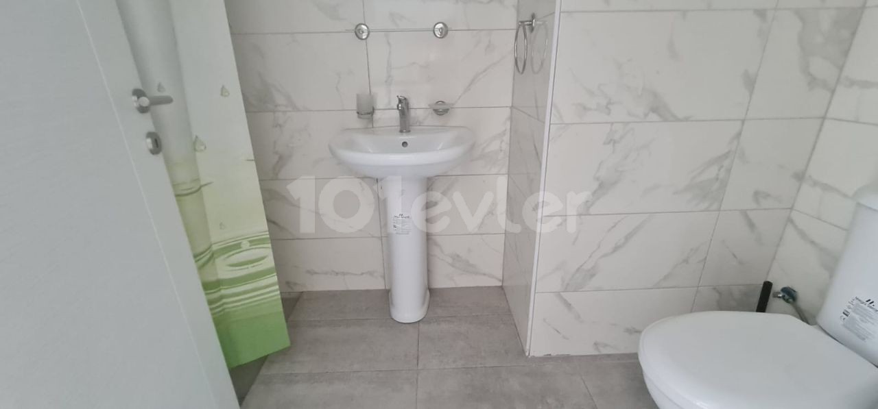 Studio Flat To Rent in Küçük Kaymaklı, Nicosia