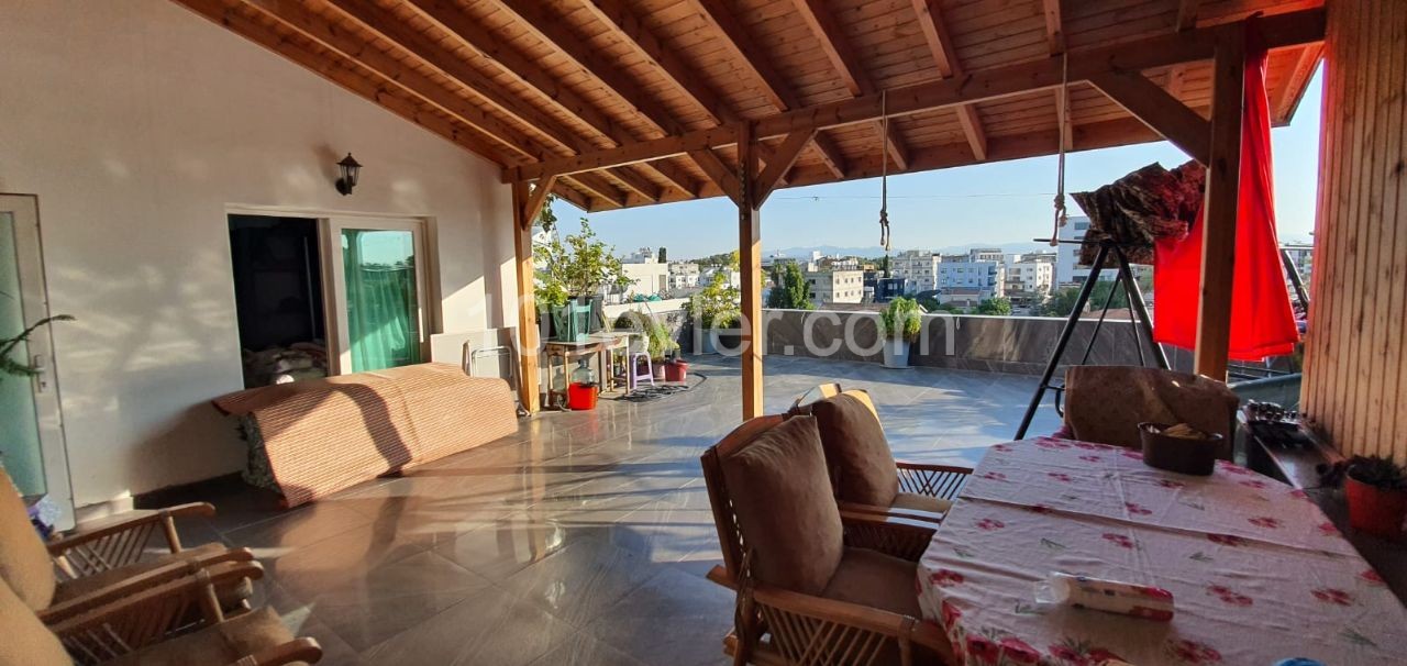 Penthouse Zum Verkauf Mit Einzigartigem Blick Auf Den Strand ** 