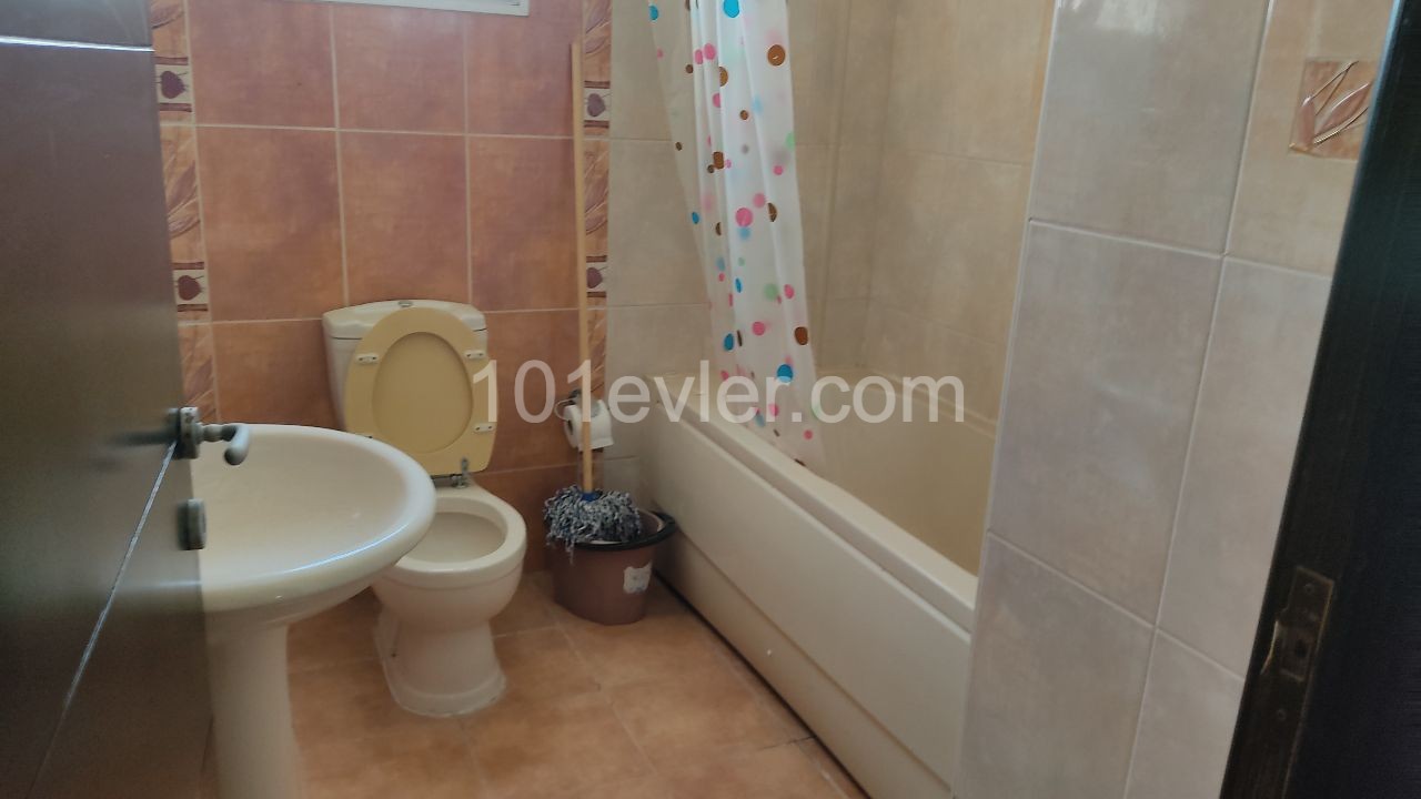 Ortaköy de 3+1 Eşyalı Daire