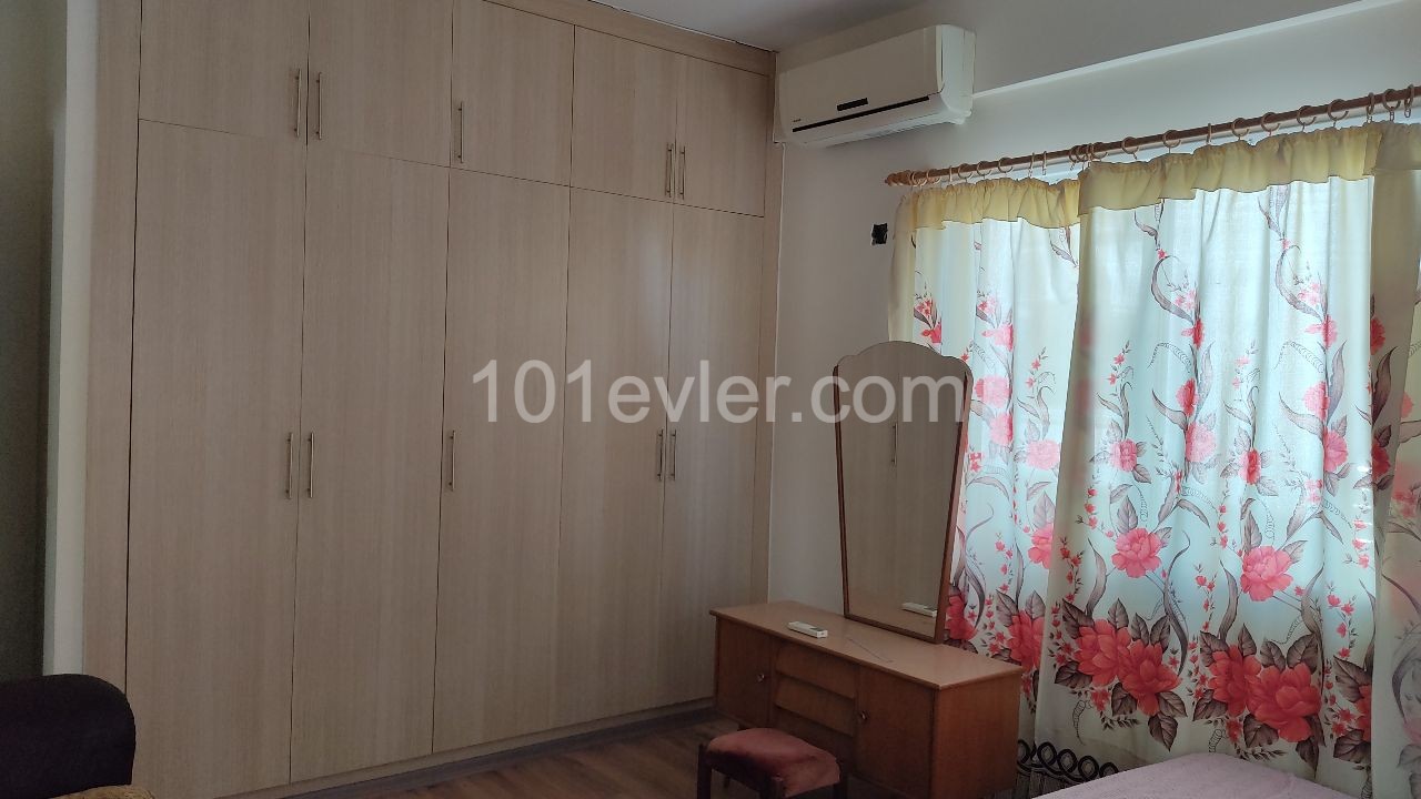 Ortaköy de 3+1 Eşyalı Daire