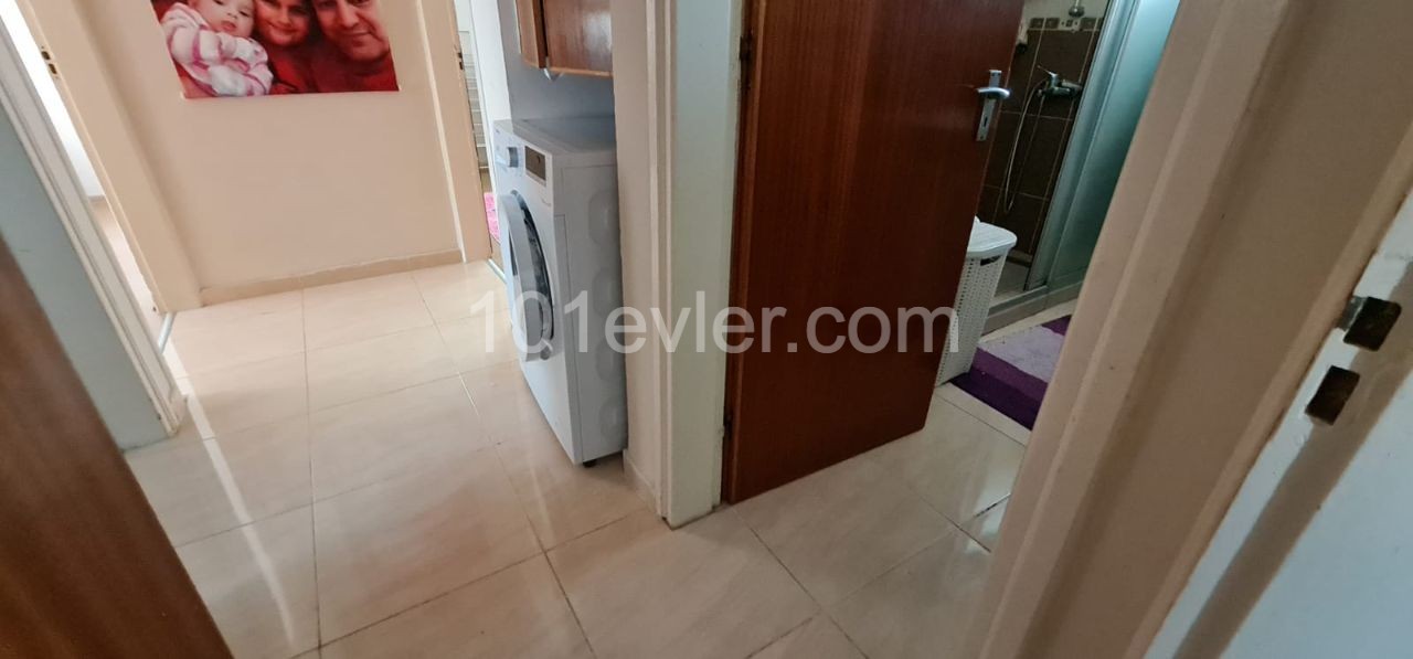 Ortaköy'de 145 m2 3+1 Tadilatlı Çok Geniş Daire