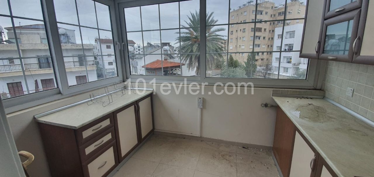 Ortaköyde Mükemmel Lokasyonda çok Geniş penthouse