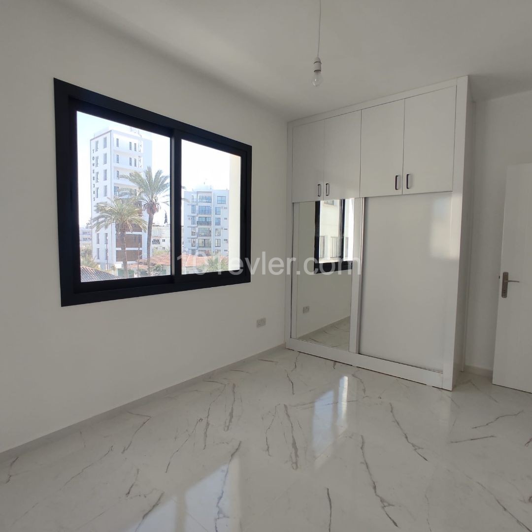 New 2+1 Flats in Yenişehir, Center of Nicosia ** 