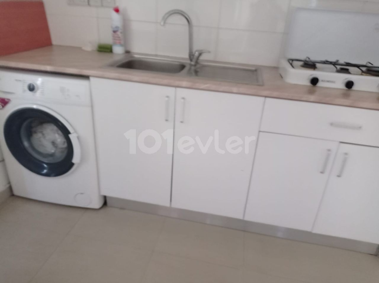 Hamitköyde Durak ve Marketlerin Hemen Yaninda Kiralık 2+1 Daire