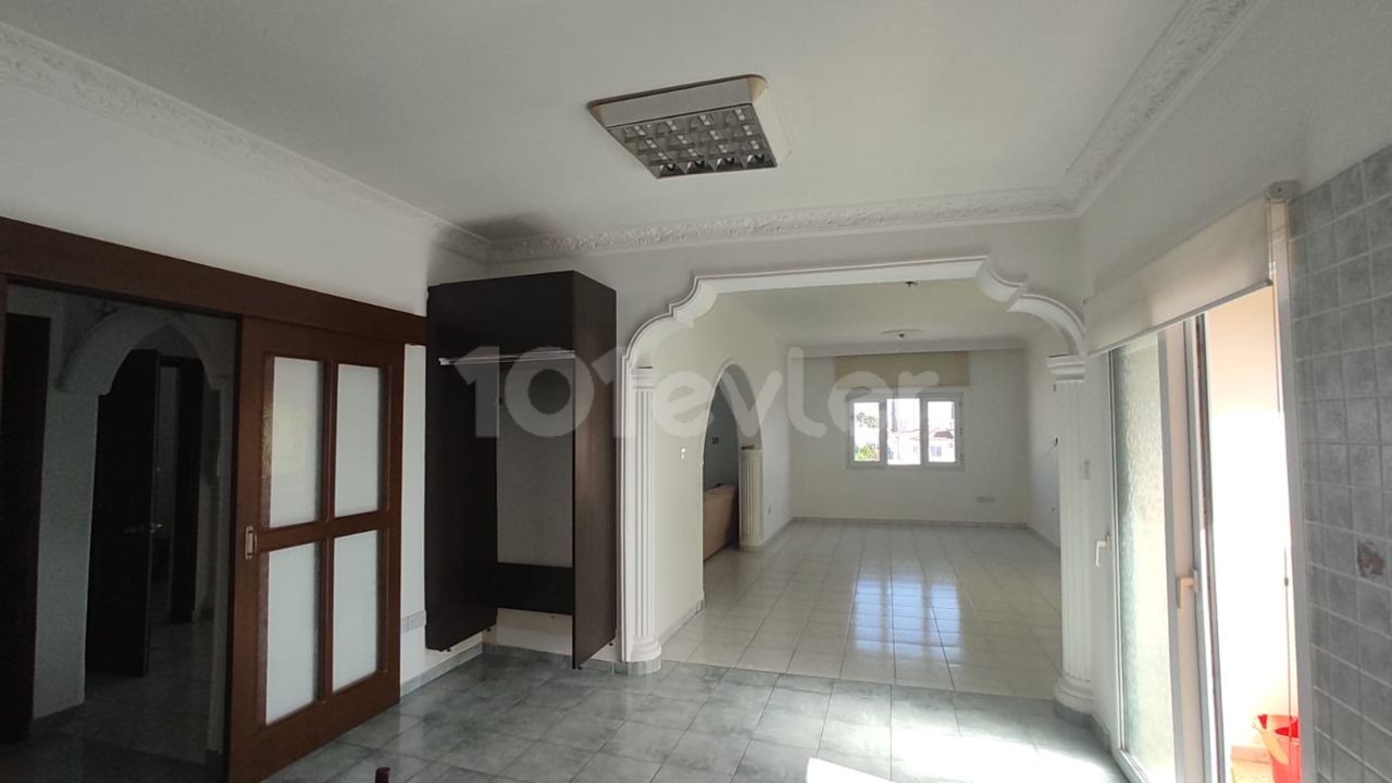 3+1 Spacious Apartment without Furniture in Yenikent ** 