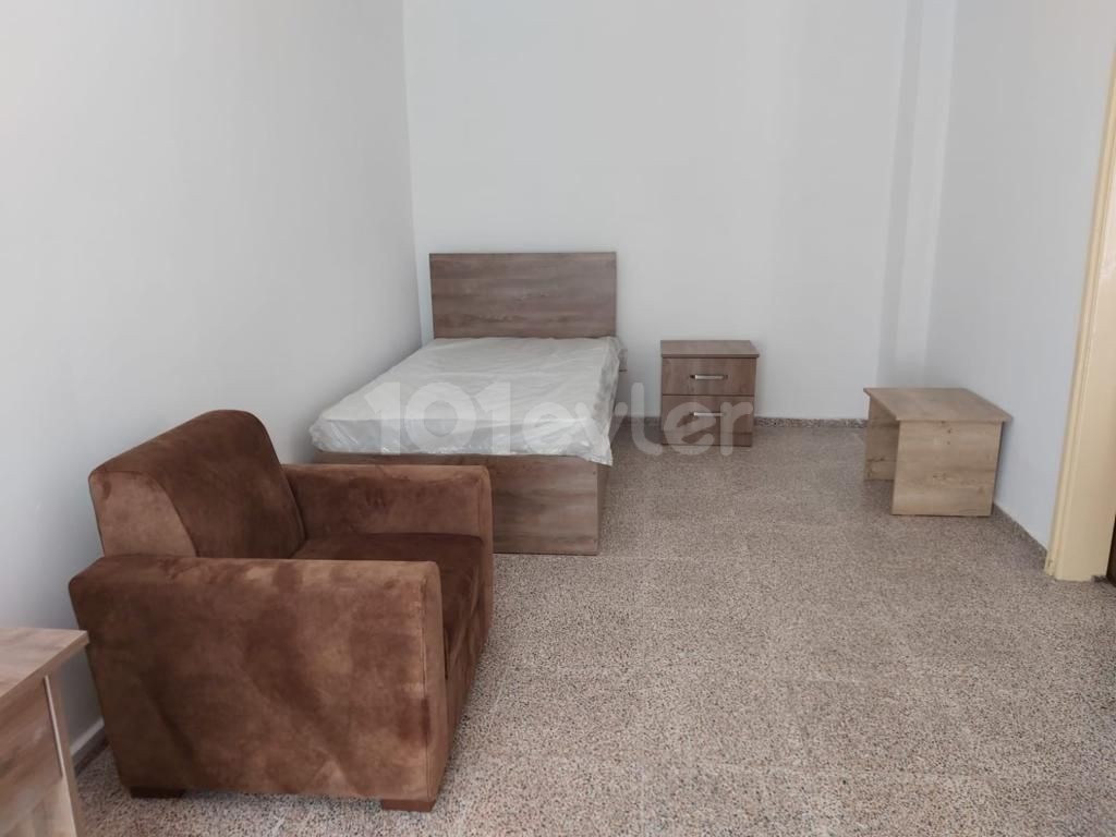 Göçmenkoyde Durak ve Marketlere yakın 2+1 Kiralık daire