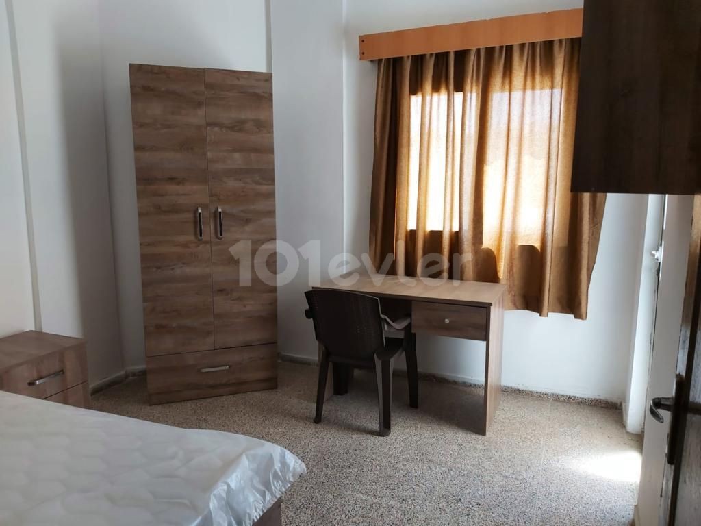 Göçmenkoyde Durak ve Marketlere yakın 2+1 Kiralık daire