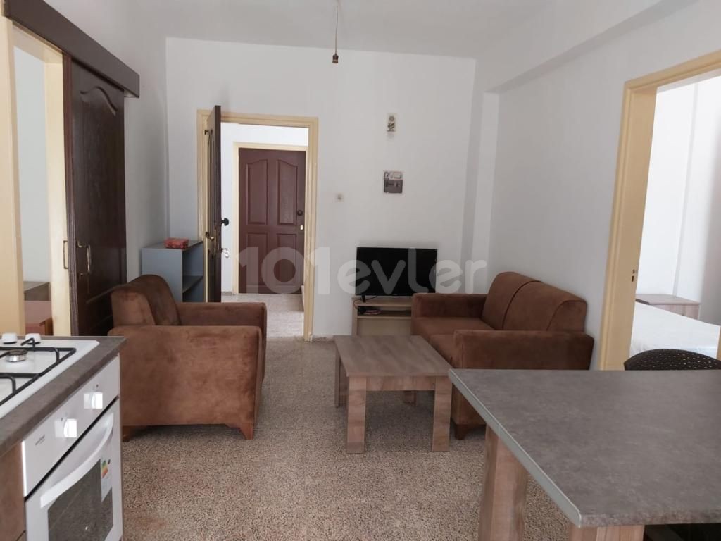 Göçmenkoyde Durak ve Marketlere yakın 1+1 Kiralık daire