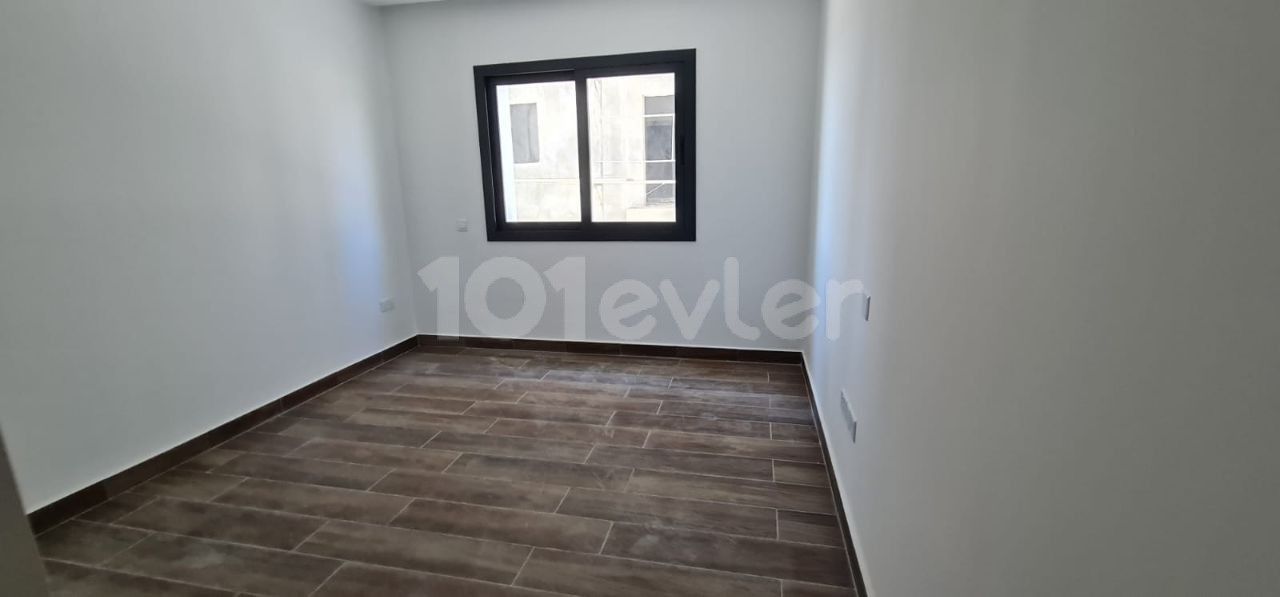 Newly Finished Luxury Apartment in Küçük Kaymaklida ** 