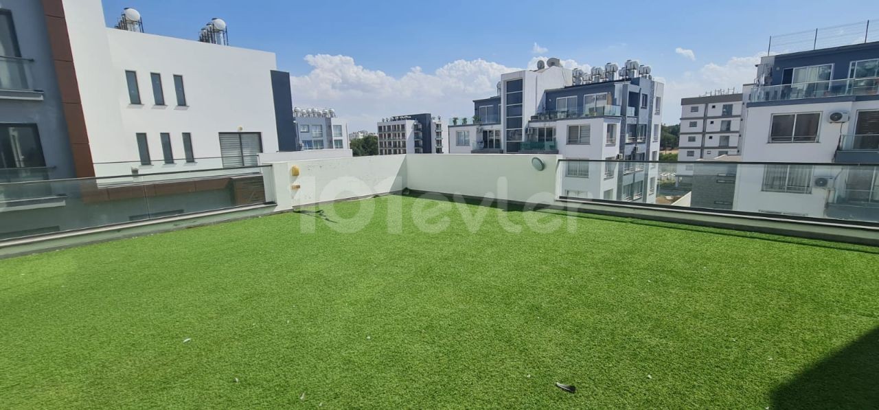 Metehan da 2+1 möbliertes Penthouse mit großer Terrasse ** 