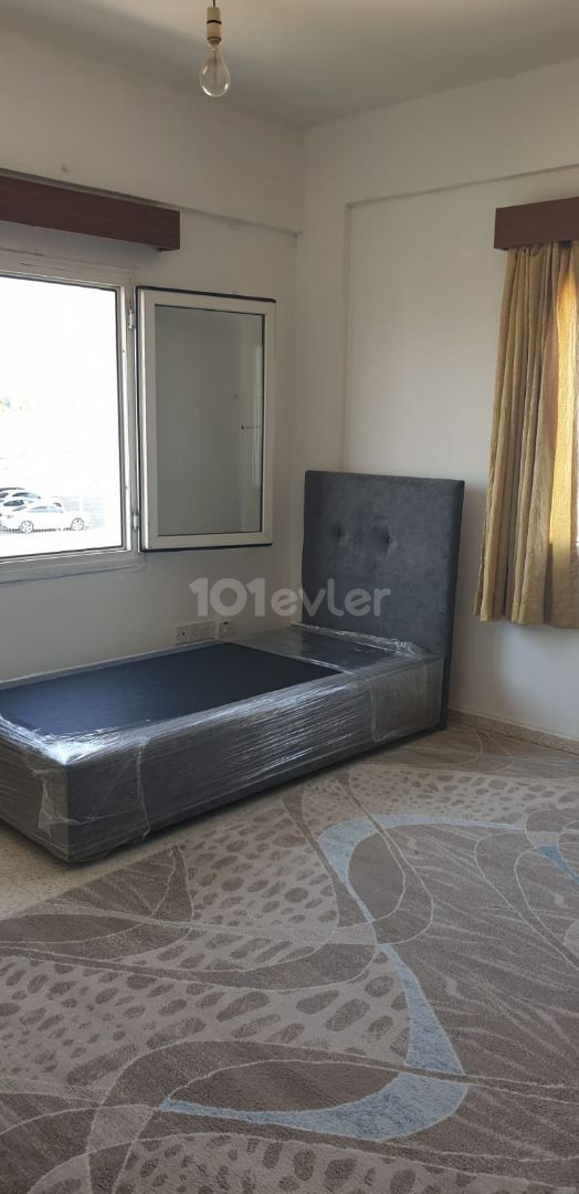 Spacious Apartment for Rent for 3 + 1 Students in Hamitköy ** 