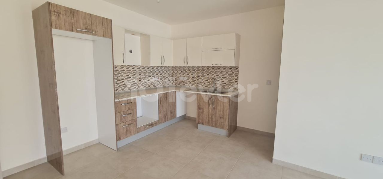 2 + 1 Apartment for Sale in Gönyeli ** 