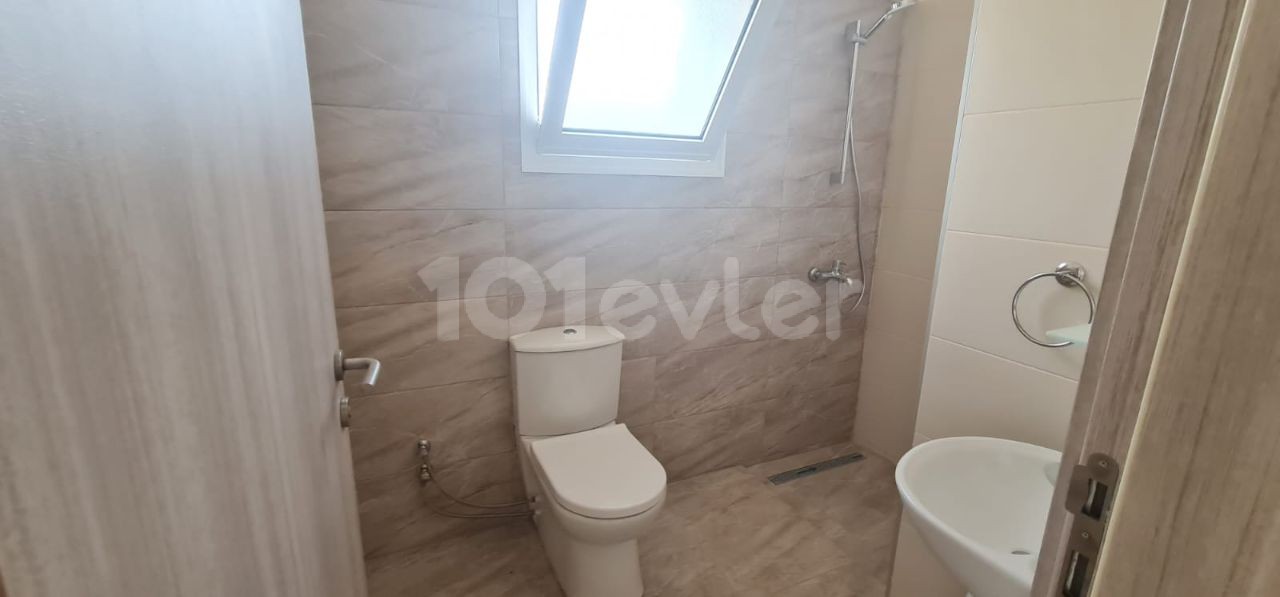 2 + 1 Apartment for Sale in Gönyeli ** 