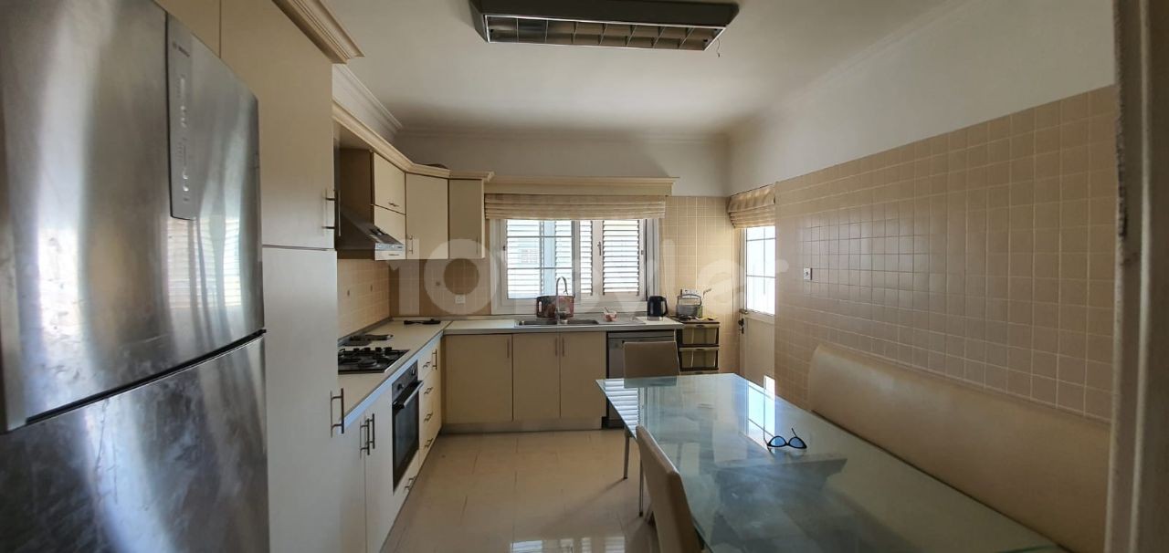 Flat For Sale in Küçük Kaymaklı, Nicosia