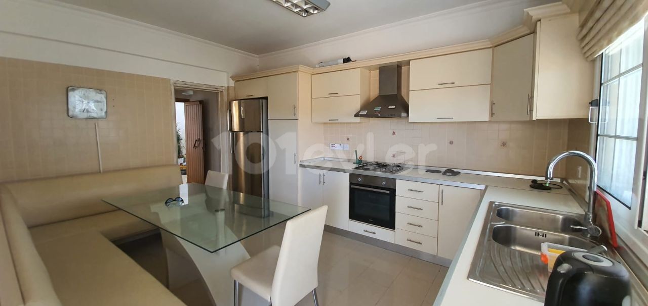 Flat For Sale in Küçük Kaymaklı, Nicosia