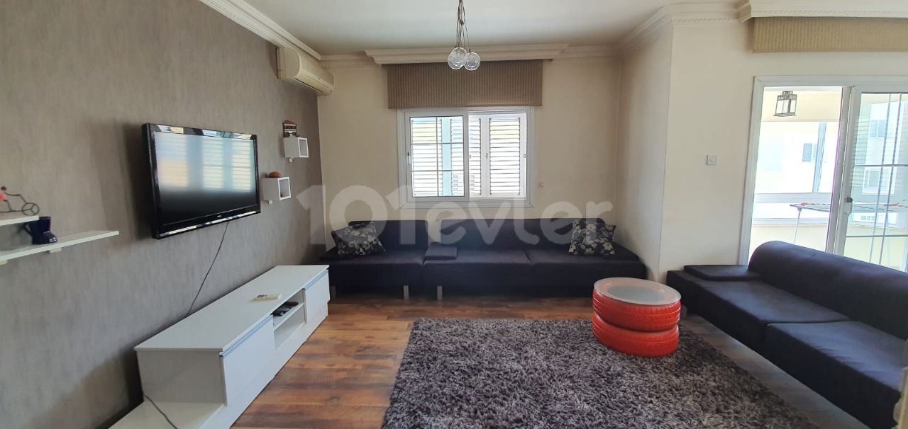 Flat For Sale in Küçük Kaymaklı, Nicosia