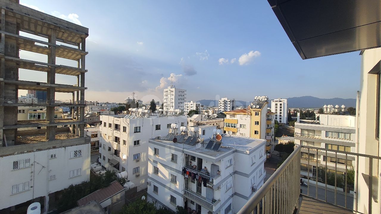 Flat For Sale in Yenişehir, Nicosia