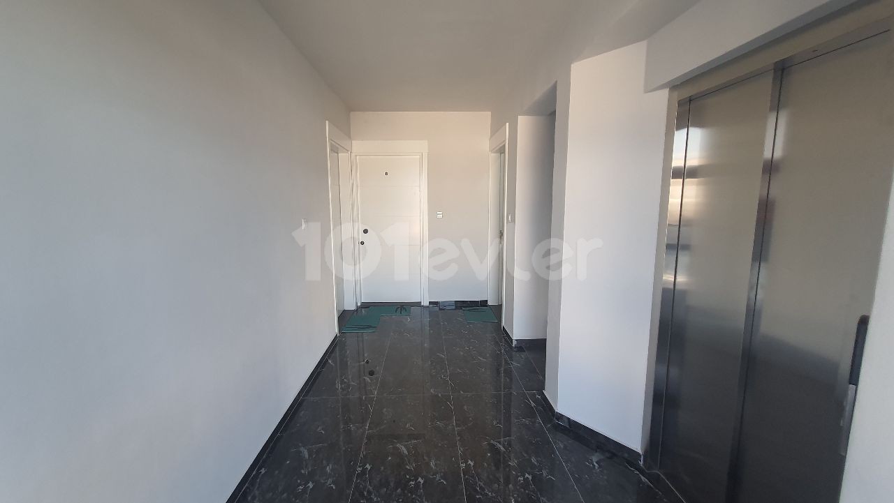 Flat For Sale in Yenişehir, Nicosia