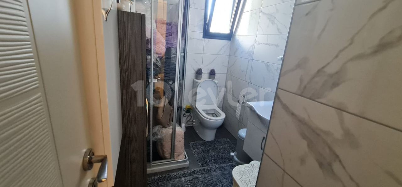 Flat For Sale in Küçük Kaymaklı, Nicosia