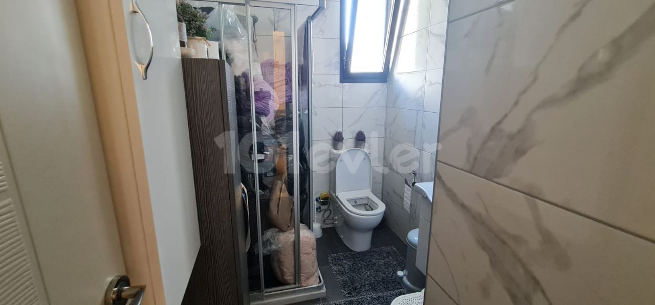 Flat For Sale in Küçük Kaymaklı, Nicosia