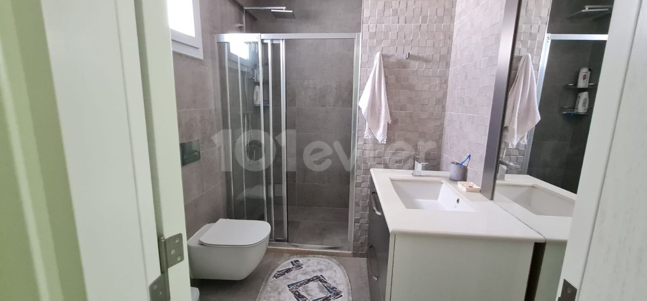 Girne Yeni Liman Bölgesinde 3+1 Satılık Penthouse 