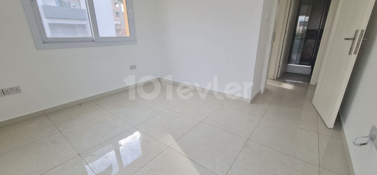 Flat To Rent in Küçük Kaymaklı, Nicosia