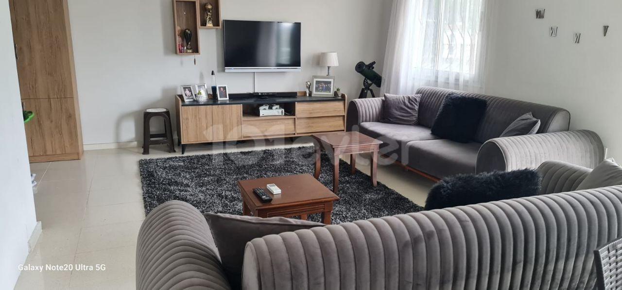 4+1 Very Spacious Flat for Sale on the Bosphorus