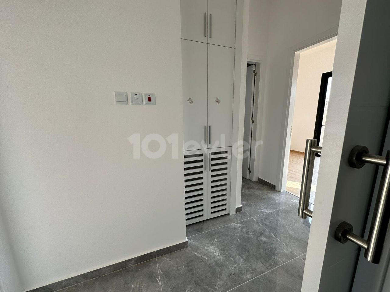 2+1 Ground Floor Apartment for Sale in Gonyeli