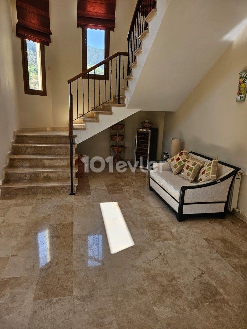 Villa for Sale on 5 Acres with Uninterrupted View at the Foothills of the Mountain in Karşıyaka, Kyrenia