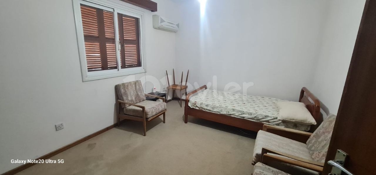 3+1 Very Spacious Flat for Rent in Kumsal