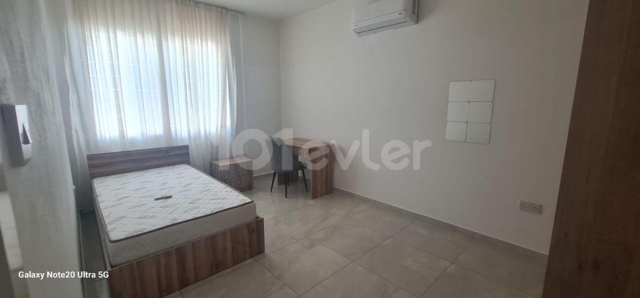 Kızılbaş Bölgesinde Ana yol üzerinde Kiralık Daireler