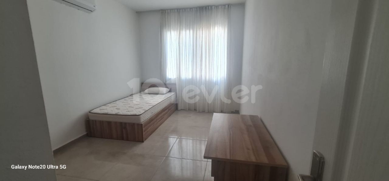 Kızılbaş Bölgesinde Ana yol üzerinde Kiralık Daireler