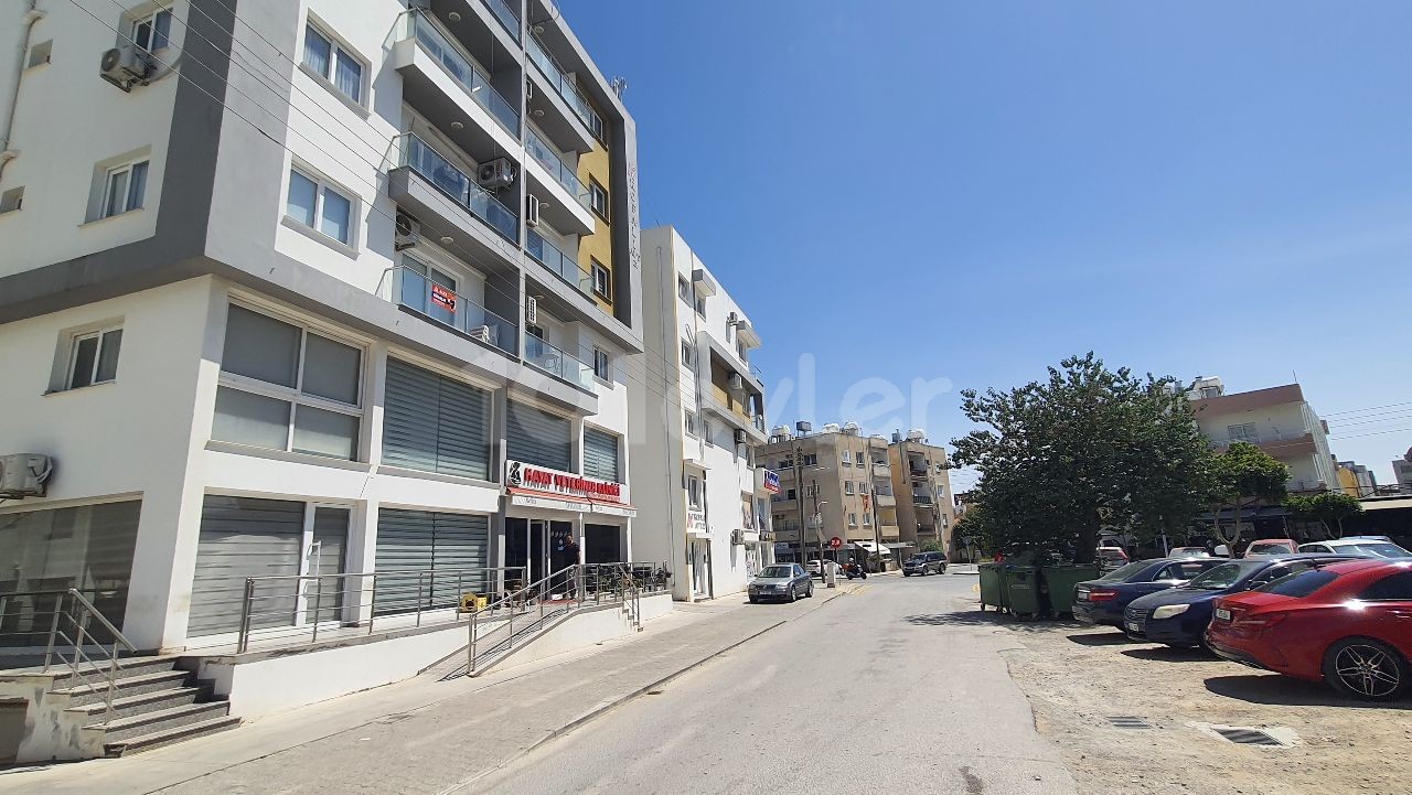 Fully Furnished 2+1 flat opposite Kiler Supermarket in Gönyeli...