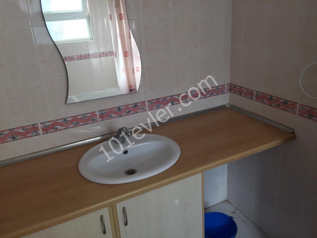 2+ 1 Apartment with Turkish cob in the center of Kyrenia ** 