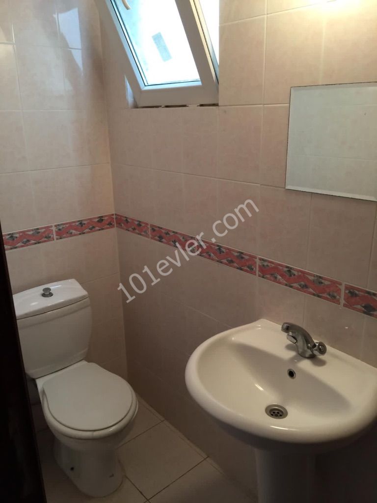 2+ 1 Apartment with Turkish cob in the center of Kyrenia ** 