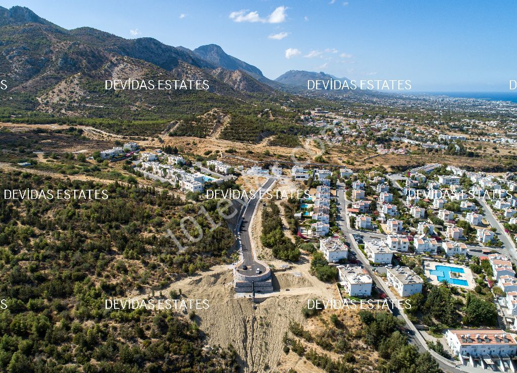 610 m2 - 1200 m2 Grundstücke zum Verkauf in Kyrenia Chatalköy / Panorama-Landschaft ** 